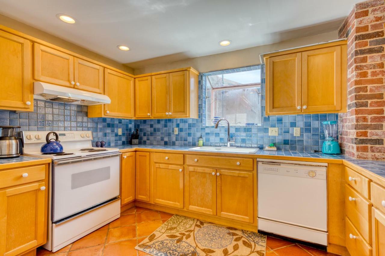 Rockaway Breeze Villa Rockaway Beach Exterior foto
